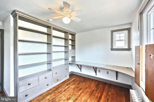 827 CHESTNUT ST, Columbia, PA 17512