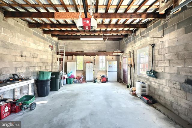 827 CHESTNUT ST, Columbia, PA 17512