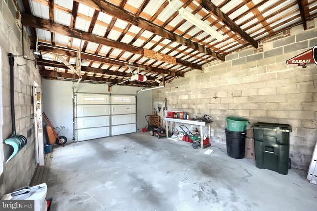 827 CHESTNUT ST, Columbia, PA 17512