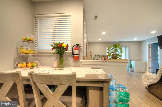 1180 TRISTRAM CIR, Mantua, NJ 08051