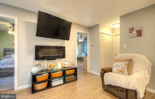 1180 TRISTRAM CIR, Mantua, NJ 08051