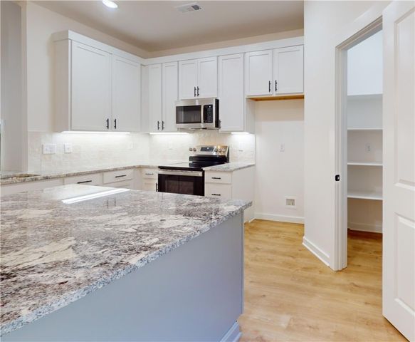 16 Burwell Drive, Bella Vista, AR 72714