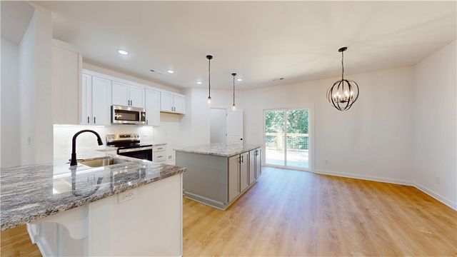 16 Burwell Drive, Bella Vista, AR 72714