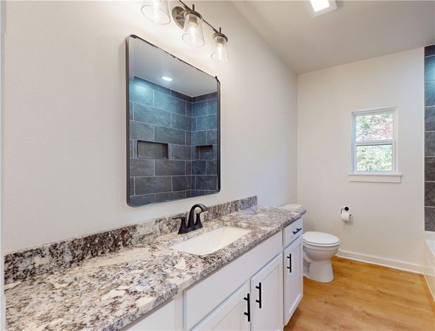 16 Burwell Drive, Bella Vista, AR 72714