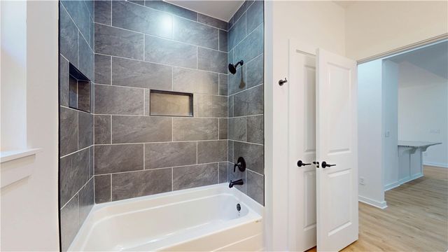 16 Burwell Drive, Bella Vista, AR 72714