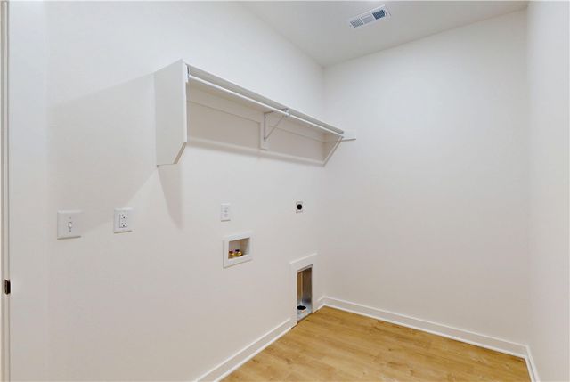 16 Burwell Drive, Bella Vista, AR 72714