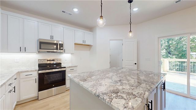 16 Burwell Drive, Bella Vista, AR 72714