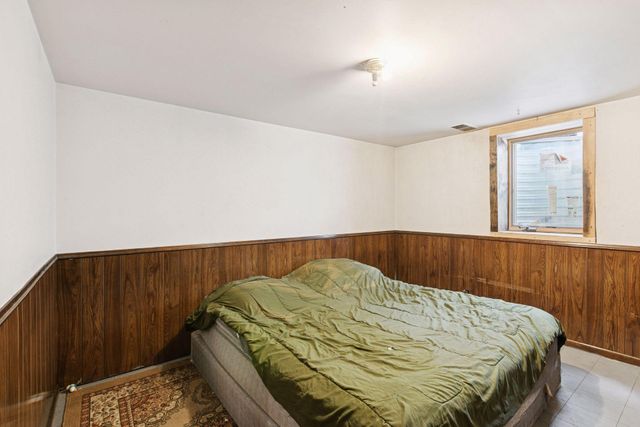 6800 68th Avenue N, Brooklyn Park, MN 55428