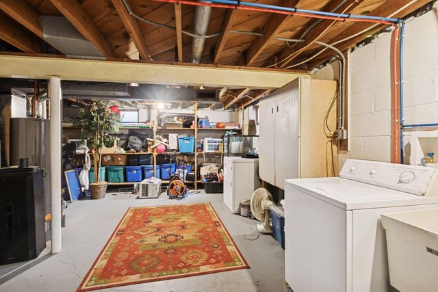 6800 68th Avenue N, Brooklyn Park, MN 55428