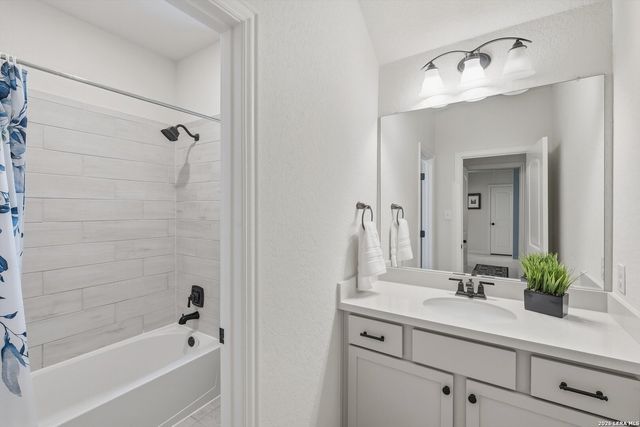 2216 Bluestem, New Braunfels, TX 78132