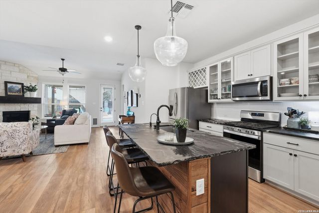 2216 Bluestem, New Braunfels, TX 78132