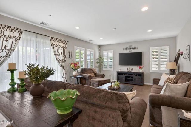 672 Xanadu Way, Oxnard, CA 93036