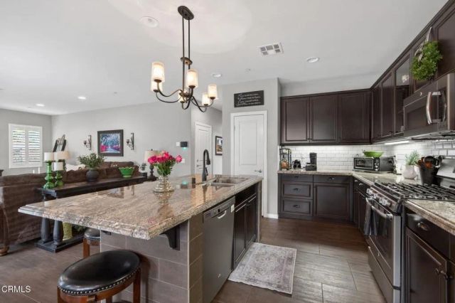 672 Xanadu Way, Oxnard, CA 93036