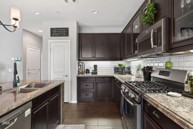 672 Xanadu Way, Oxnard, CA 93036