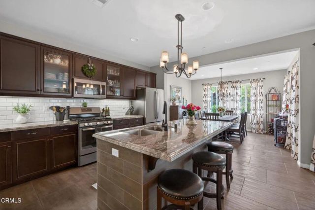 672 Xanadu Way, Oxnard, CA 93036