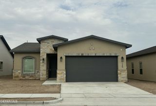 135 Bonnie Trail Trail, Sunland Park, NM 88063