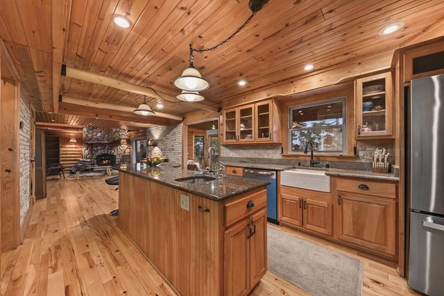 1819 W Holmes COURT, Milwaukee, WI 53221