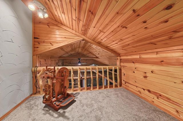 1819 W Holmes COURT, Milwaukee, WI 53221