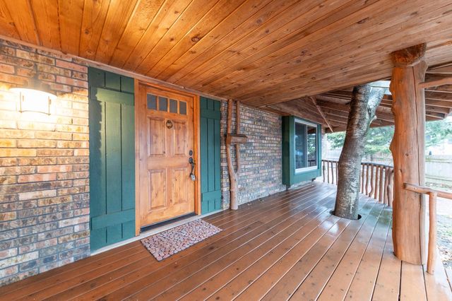 1819 W Holmes COURT, Milwaukee, WI 53221