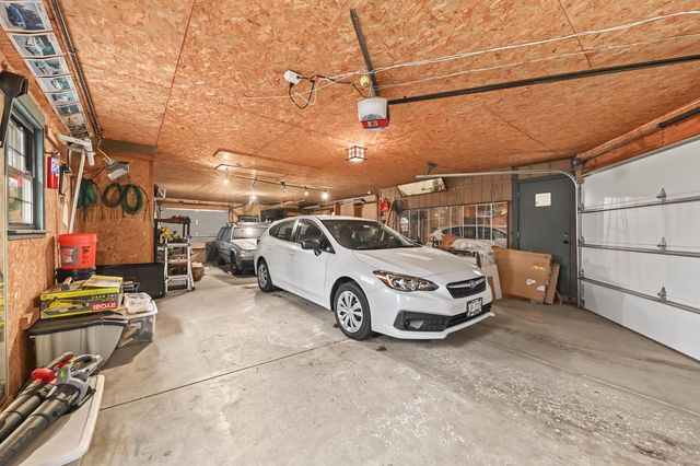 1819 W Holmes COURT, Milwaukee, WI 53221