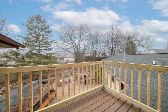 1819 W Holmes COURT, Milwaukee, WI 53221