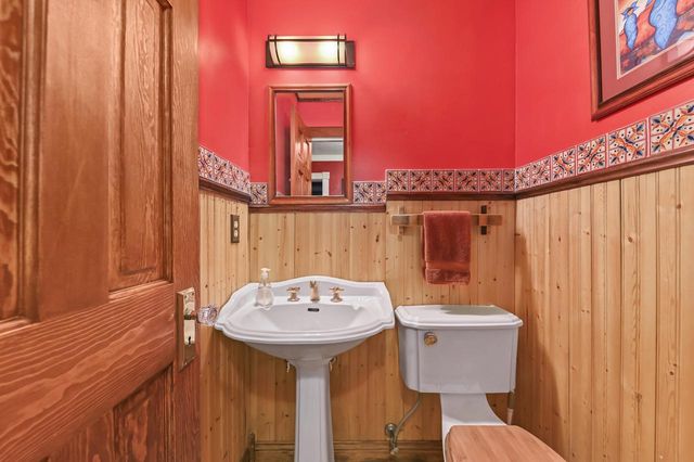 1819 W Holmes COURT, Milwaukee, WI 53221