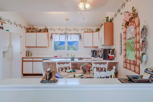 5065 Spinnaker Lane D, Crown Point, IN 46307