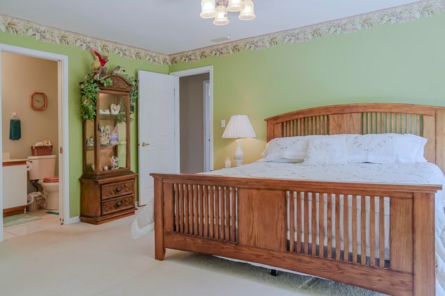 5065 Spinnaker Lane D, Crown Point, IN 46307