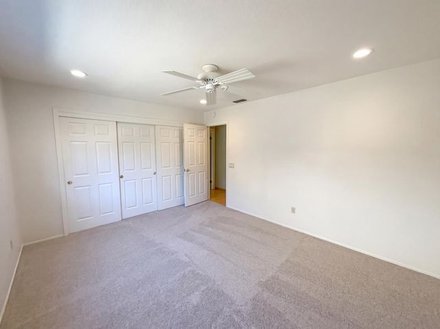 155 Bittercreek Dr, Folsom, CA 95630