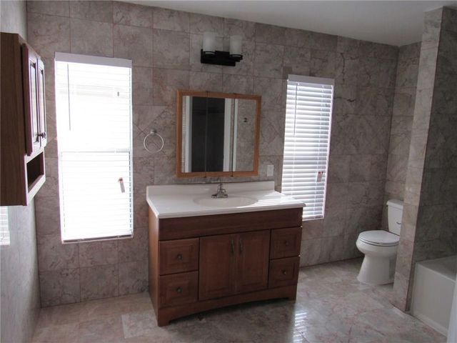 2107 Deer Creek TRL, Round Rock, TX 78665