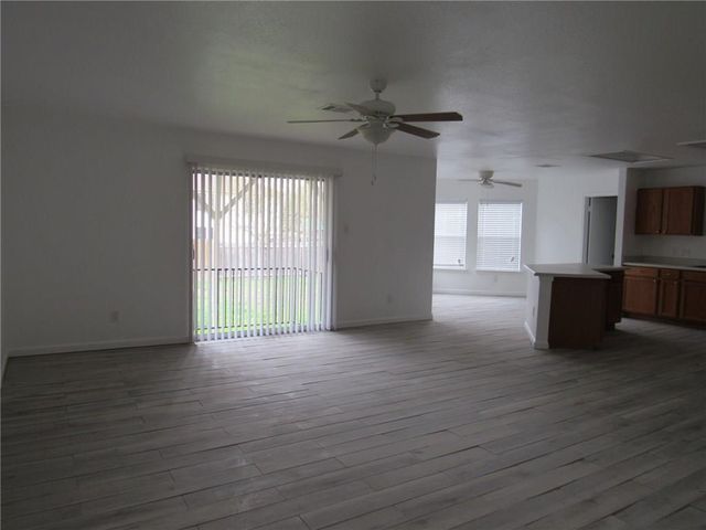 2107 Deer Creek TRL, Round Rock, TX 78665