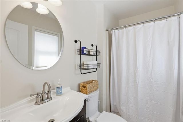 1321 Paramore DR, Virginia Beach, VA 23454