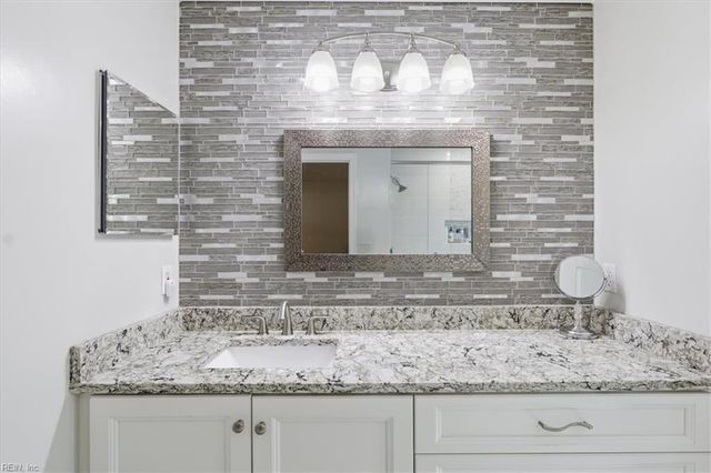 1321 Paramore DR, Virginia Beach, VA 23454