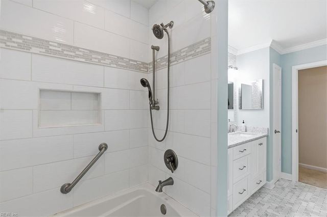 1321 Paramore DR, Virginia Beach, VA 23454