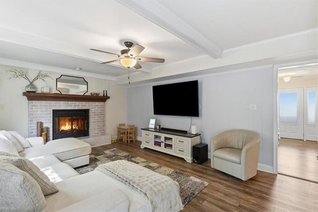 1321 Paramore DR, Virginia Beach, VA 23454