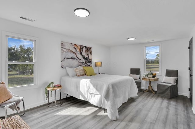 7241 State Route 56 E, Circleville, OH 43113