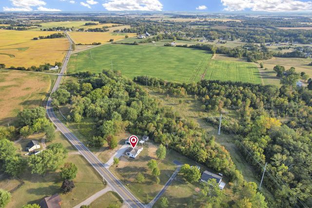 7241 State Route 56 E, Circleville, OH 43113