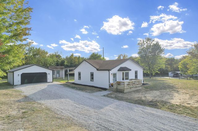 7241 State Route 56 E, Circleville, OH 43113