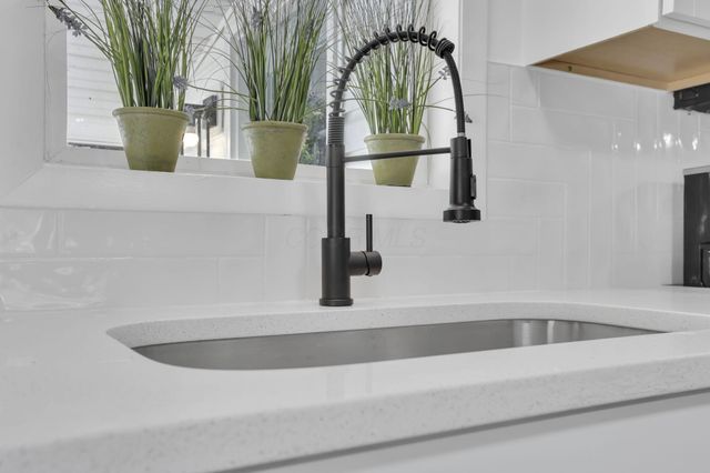 7241 State Route 56 E, Circleville, OH 43113