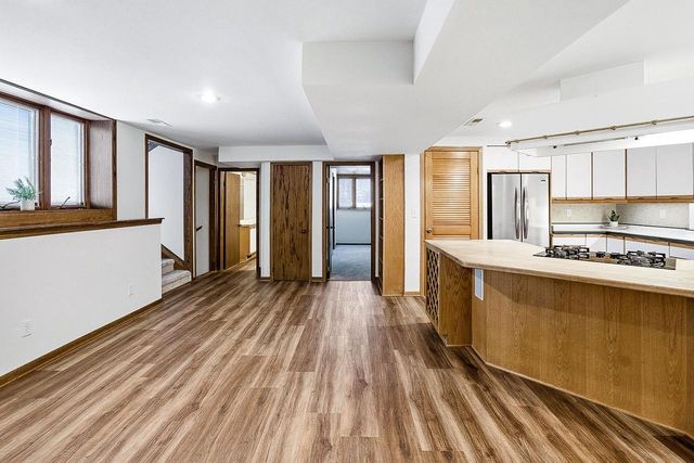 3231 Freeway Court, Mcfarland, WI 53558