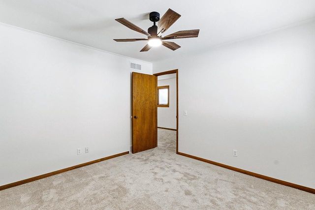 3231 Freeway Court, Mcfarland, WI 53558