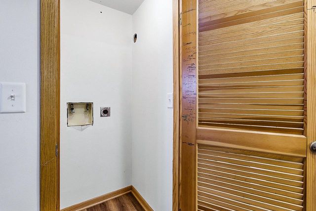 3231 Freeway Court, Mcfarland, WI 53558