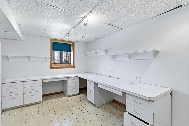 3231 Freeway Court, Mcfarland, WI 53558