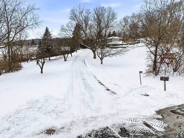 3231 Freeway Court, Mcfarland, WI 53558