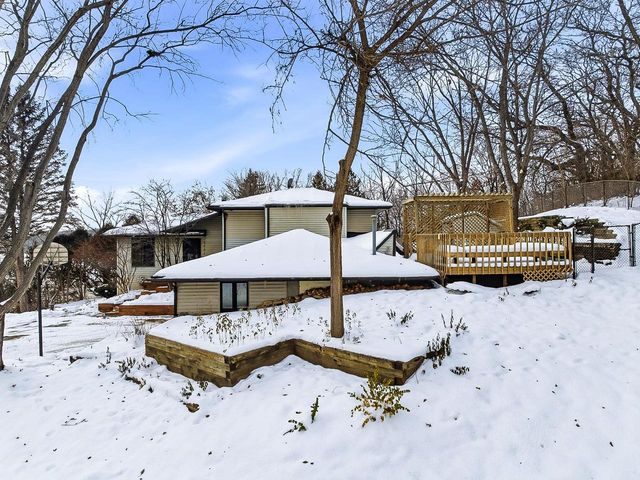 3231 Freeway Court, Mcfarland, WI 53558