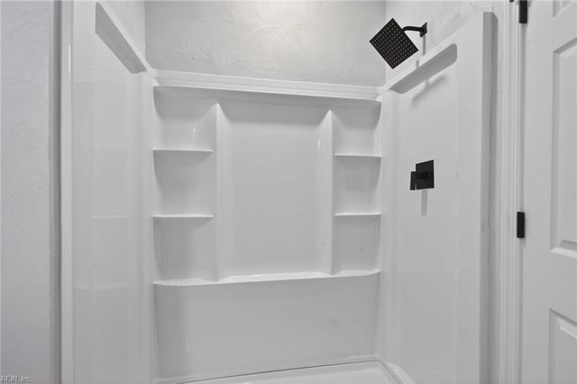 3728 Cardinal LN, Portsmouth, VA 23703