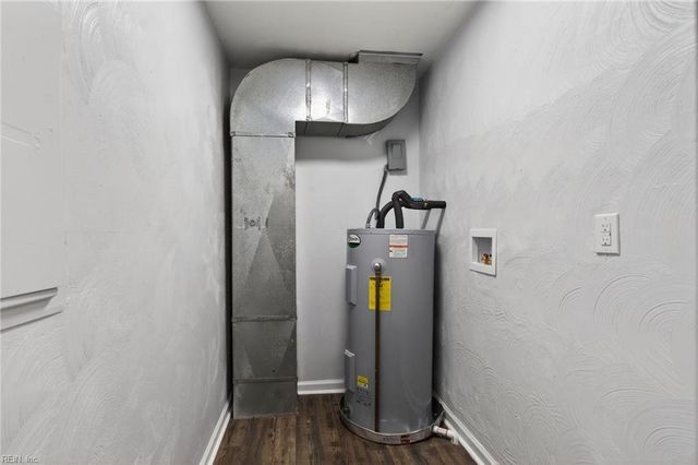 3728 Cardinal LN, Portsmouth, VA 23703