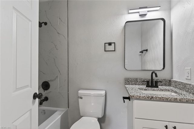 3728 Cardinal LN, Portsmouth, VA 23703