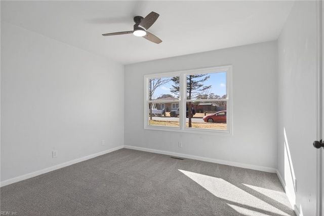 3728 Cardinal LN, Portsmouth, VA 23703