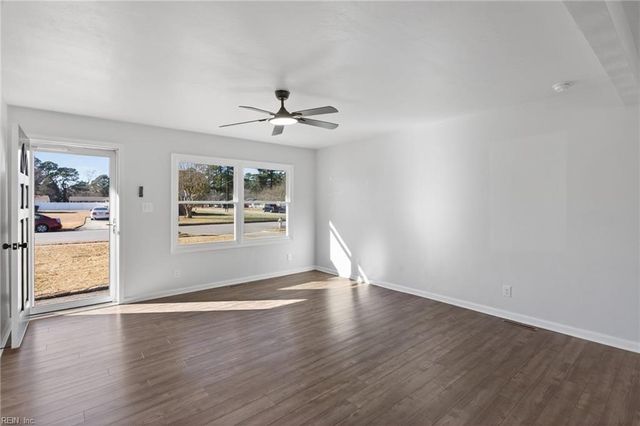 3728 Cardinal LN, Portsmouth, VA 23703